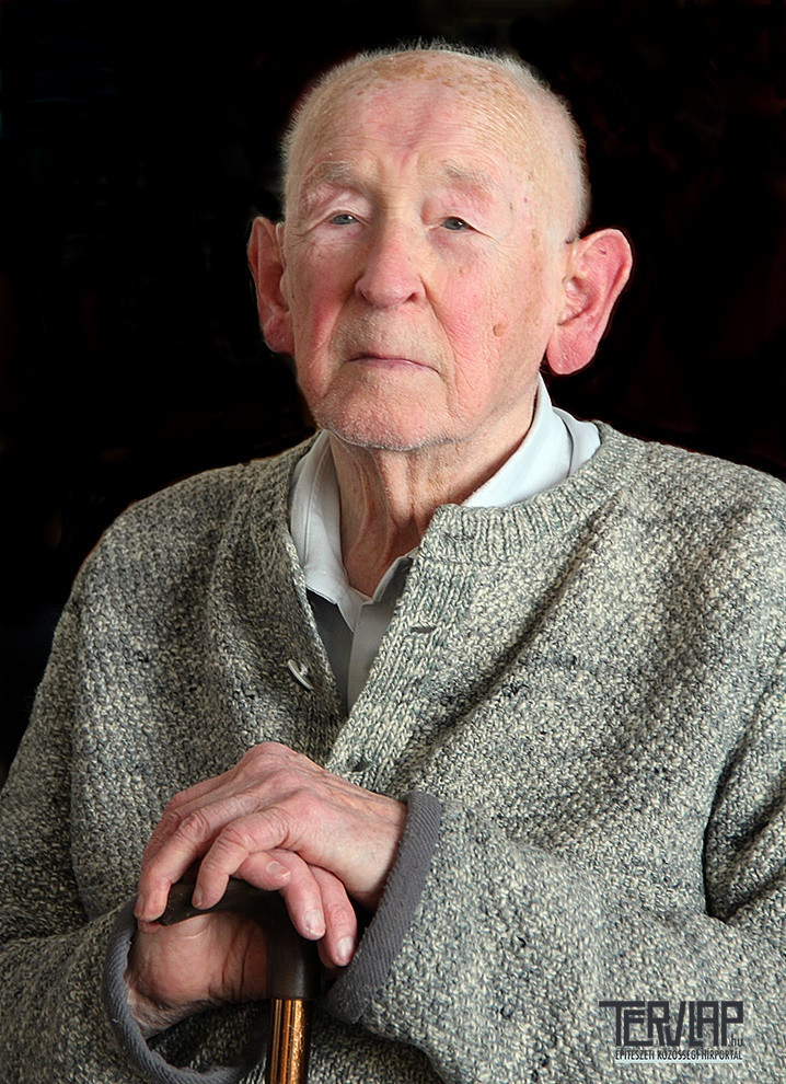 Január 21-én, életének 93. évében elhunyt Kádár József okleveles iparművész-belsőépítész, a KÖZTI volt tervezője