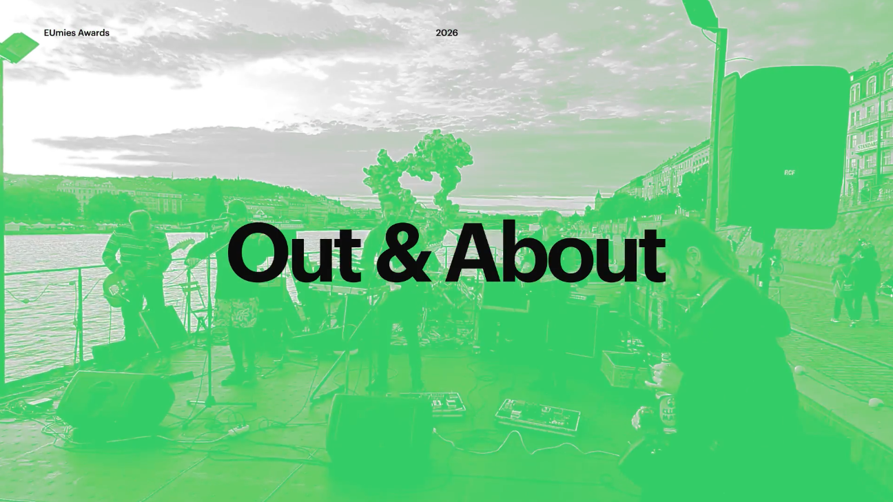 Kifelé & Róla. Az építészet felfedezése