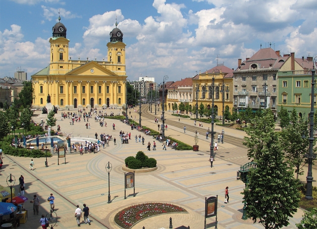Kötelező tantermi továbbképzés Debrecenben