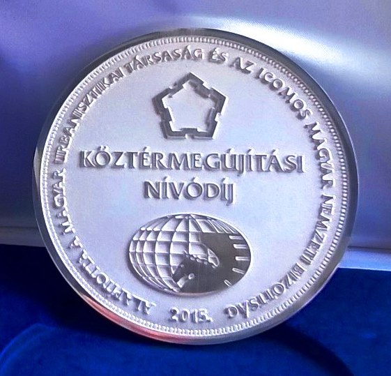 Átadtuk a 2015. évi Köztérmegújítási Nívódíjakat