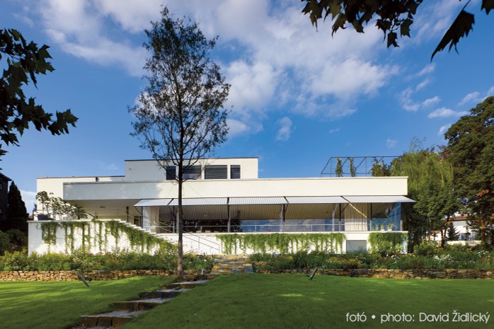 A brno-i Villa Tugendhat kiállítás a FUGA-ban