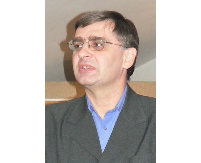 Elhunyt Csontos János