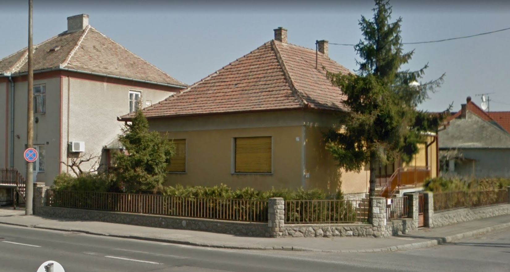 7622 Pécs, Siklósi út 27. (hrsz.: 19492/2)