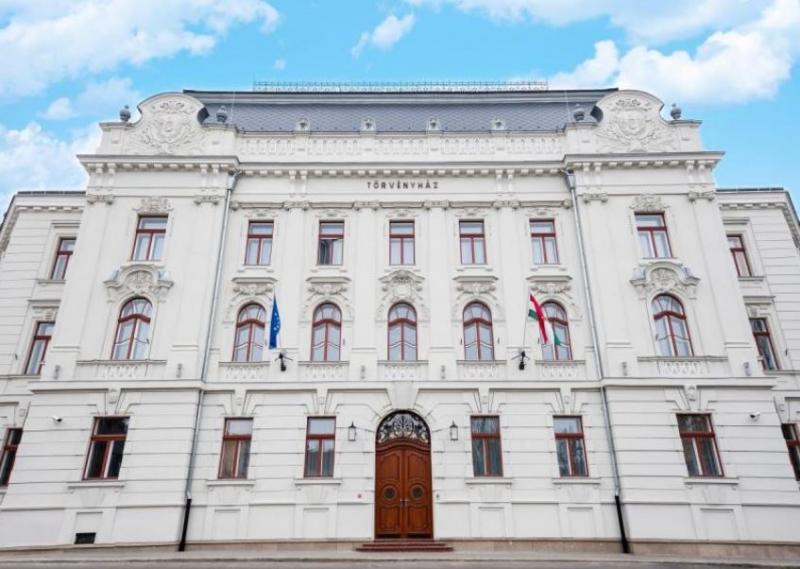 OBH: A 21. század bírósága - építészeti szaklap mutatja be a bírósági épületfejlesztéseket