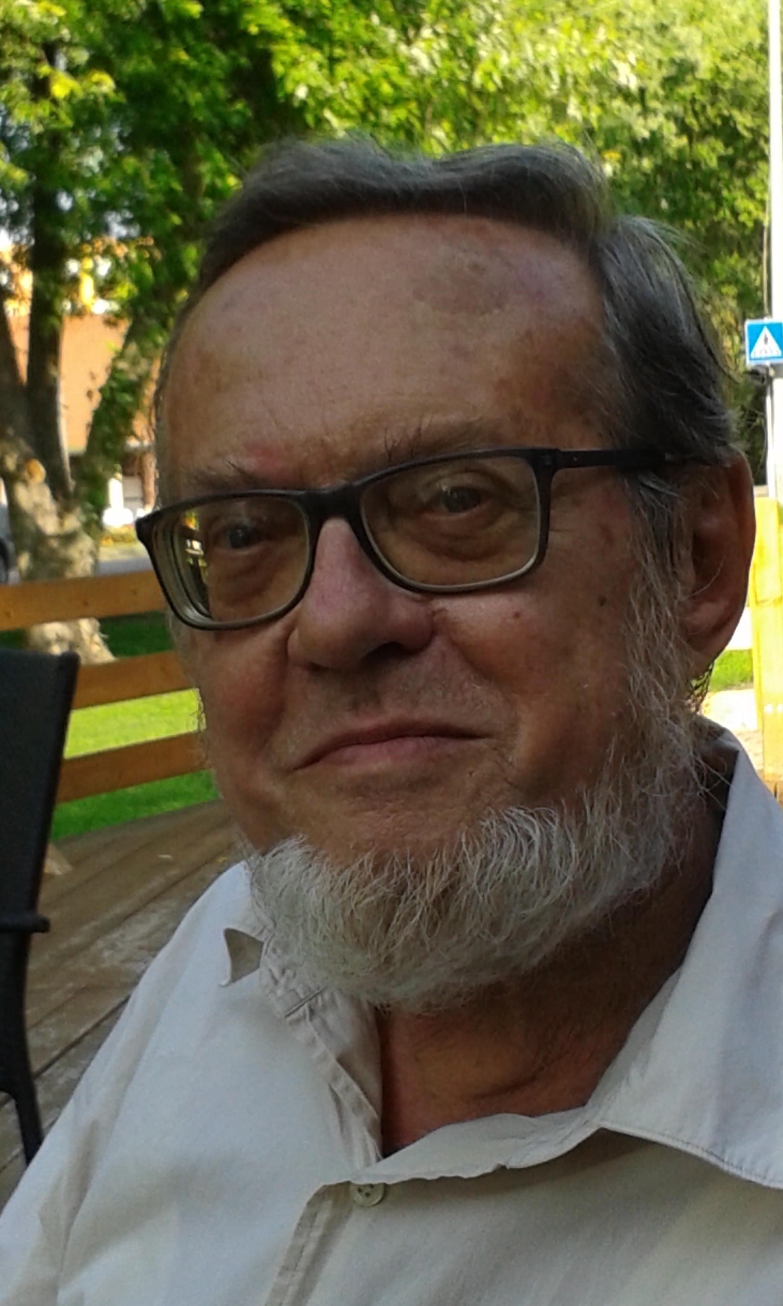 IN MEMORIAM PROFESSZOR DR. TÓTH ZOLTÁN YBL DÍJAS ÉPÍTÉSZ, URBANISTA