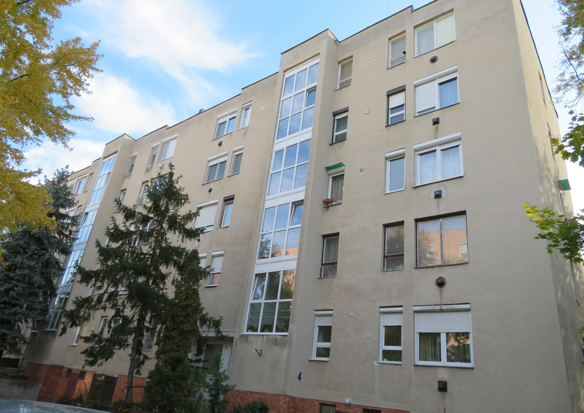 1044 Budapest, Izzó utca 4