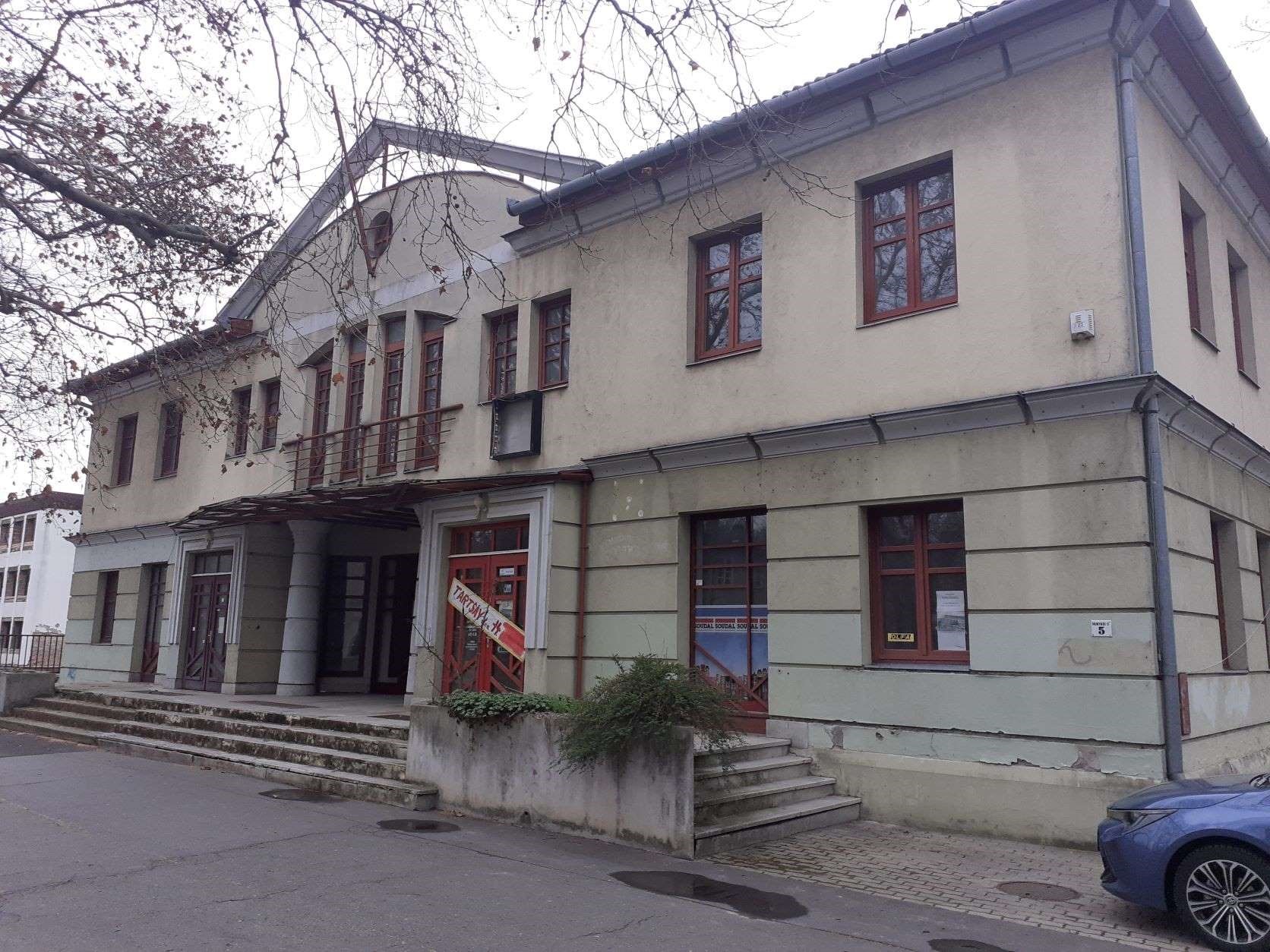 7100 Szekszárd, Hunyadi János u. 5.
